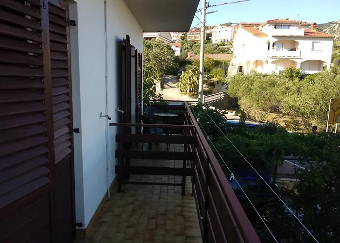 Apartments Luka Rab Town