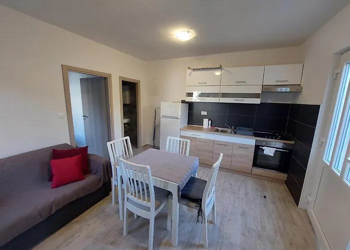 Apartman Apartments Luka Rab Town